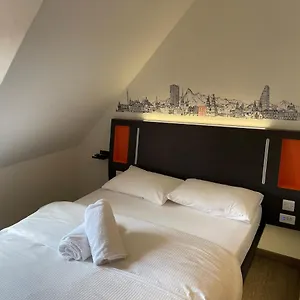 Easyhotel Zuerich City Limmatplatz Цюрих