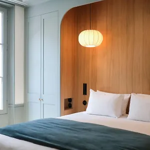 *** Otel Casimir Fransa