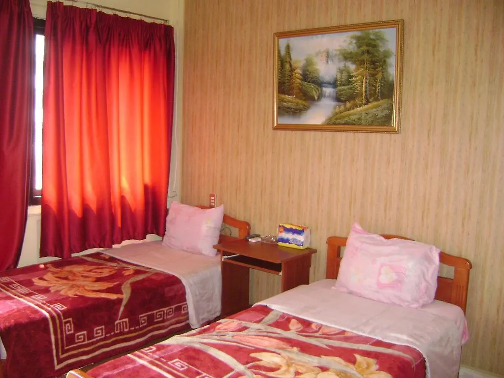 ביירות Regis Hotel 2*,