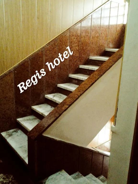 **  ביירות Regis Hotel לבנון